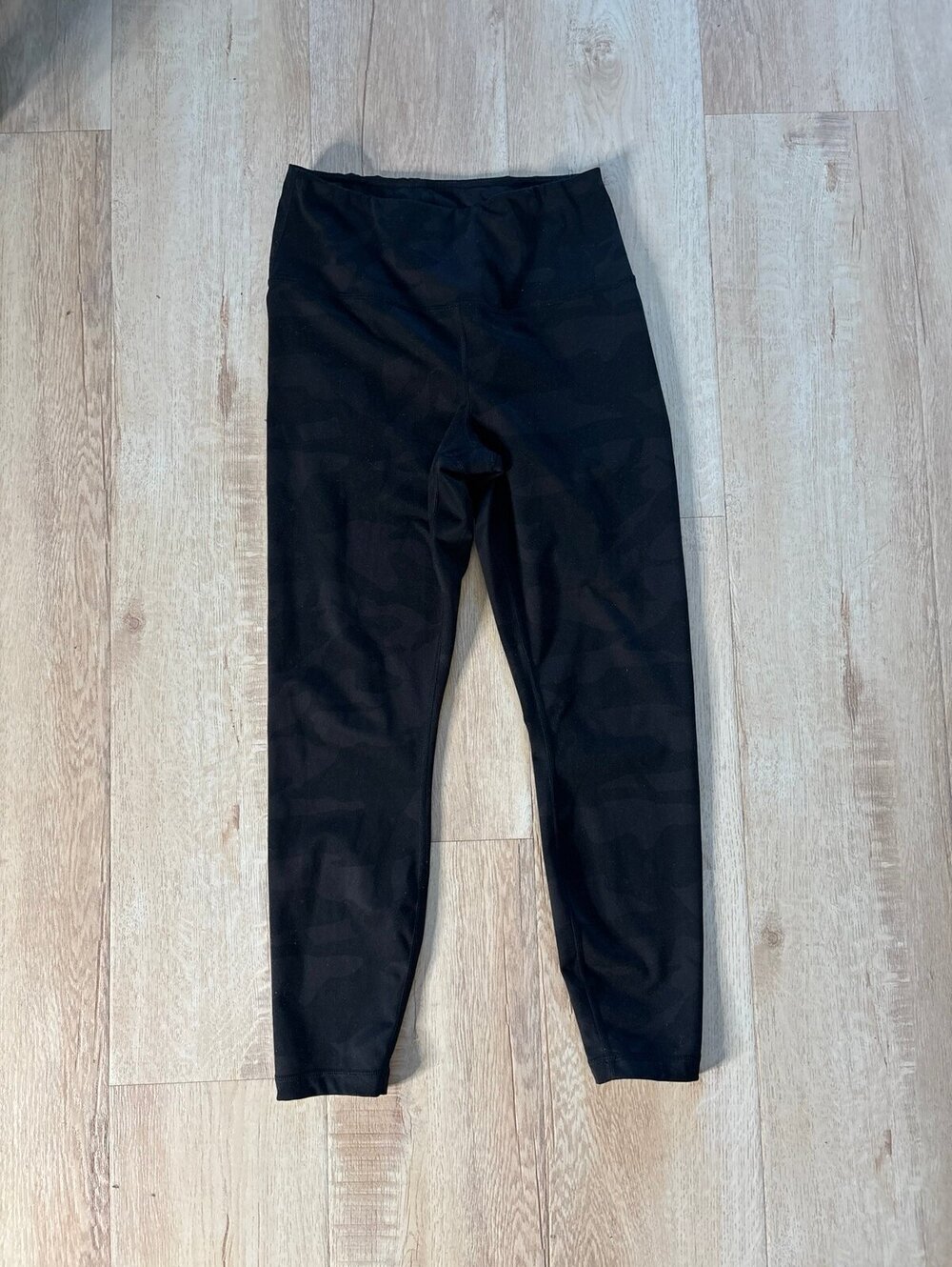 Black Camo Athletic Leggings Women's Size Medium